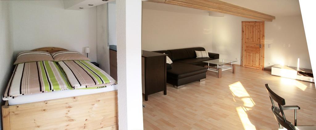 3 Seiten Ferienwohnung Jéna Szoba fotó