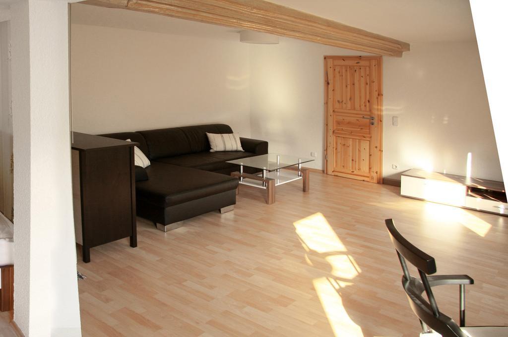 3 Seiten Ferienwohnung Jéna Szoba fotó
