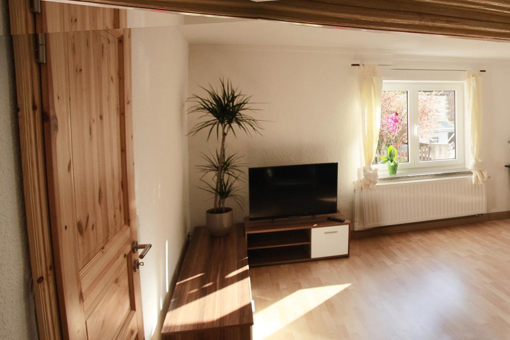 3 Seiten Ferienwohnung Jéna Szoba fotó
